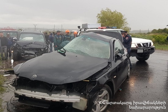 Ավտովթար Քաջարան-Կապան ճանապարհին. «Kia Optima»  կողաշրջվել է