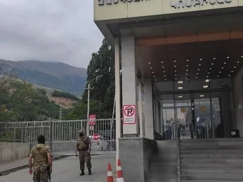 ԶՊՄԿ անվտանգության դեպարտամենտի պետի աշխատասենյակում և ավտոմեքենայում ձայնագրող սարք են տեղադրել . հարուցվել է քրեական գործ