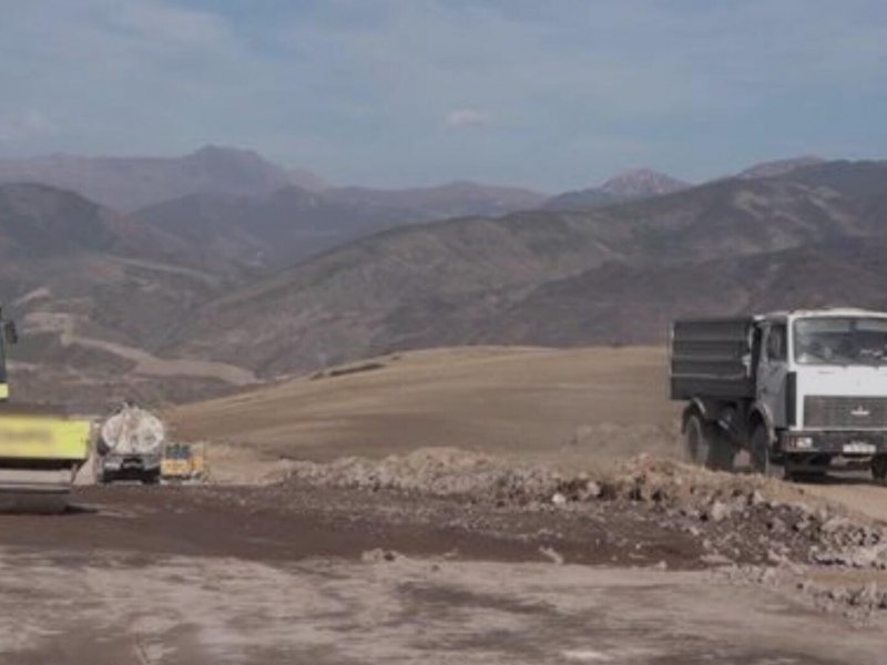 Տեղ-Կոռնիձոր ճանապարհահատվածում ակտիվ շինաշխատանքներ են. տեսանյութ