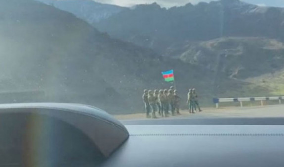 Քիչ առաջ մի խումբ ադրբեջանցիներ փակել են Ստեփանակերտ-Գորիս մայրուղին: