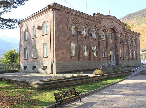 Կապան համայնքի նախկին ղեկավարին մեղադրանք է ներկայացվել՝ մի շարք առերևույթ չարաշահումներ կատարելու համար