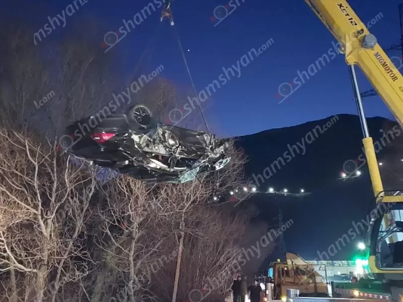 Խոշոր ավտովթար Սյունիքի մարզում․ 28-ամյա վարորդը Կապան-Քաջարան ճանապարհին Mercedes-ով գլխիվայր հայտնվել է Ողջի գետում․ կա վիրավոր․ ՖՈՏՈՌԵՊՈՐՏԱԺ
