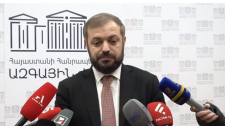 Սյունիքում ռուս սահմանապահների կողմից ճանապարհ հսկելը երազանքների դաշտից է. Պապոյան