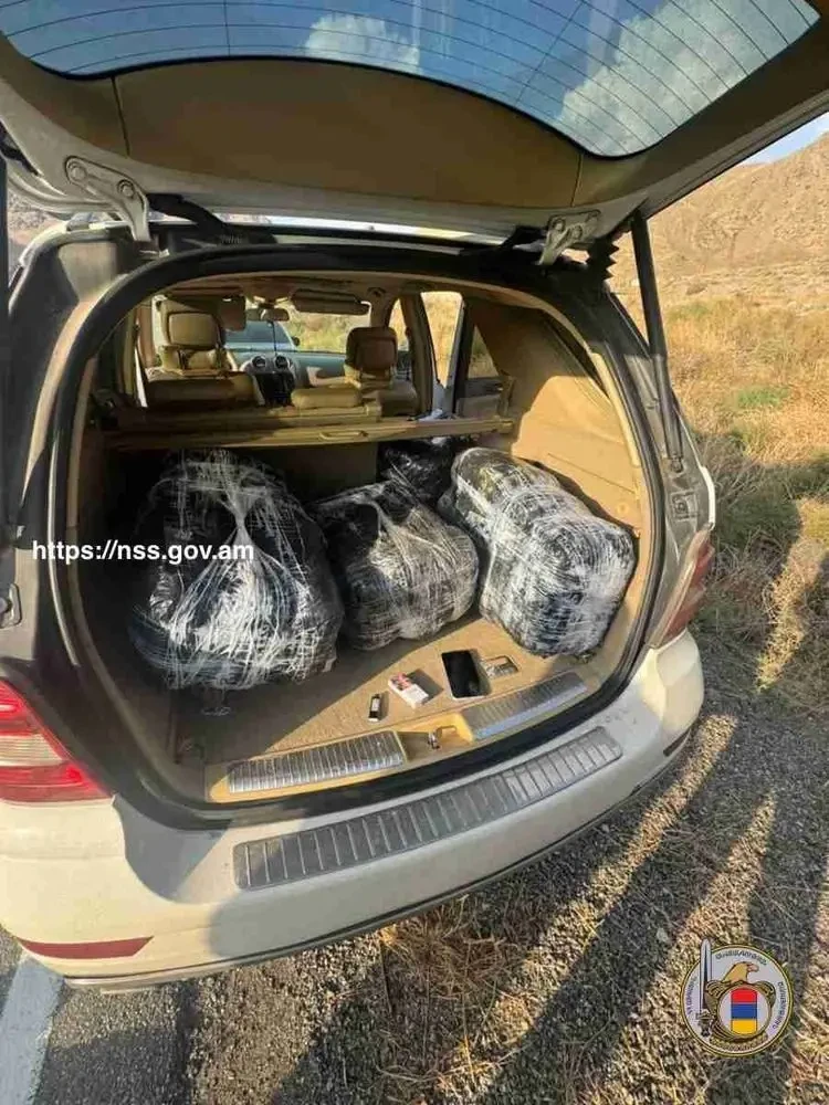 ԱԱԾ–ն կանխել է մաքսանենգ ճանապարհով ՀՀ տարածք առանձնապես խոշոր չափերի թմրամիջոցների տեղափոխման դեպքը